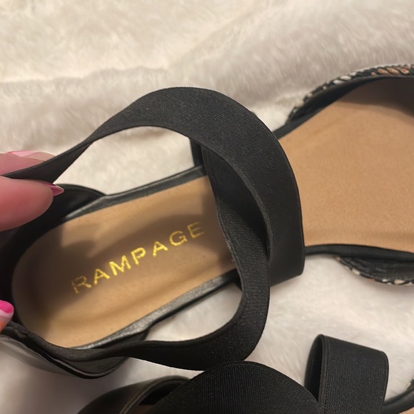 Cute summer Rampage sandals, size 9. NWOT - Picture 5 of 7